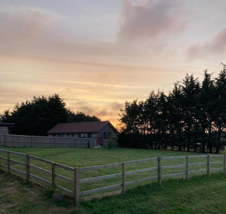 Peaceful Hideaway In South Downs Сasa de vacaciones